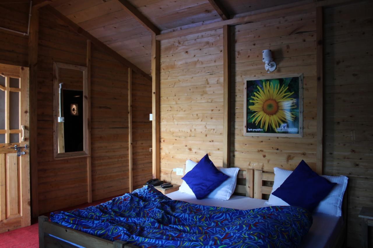 Blue Poppy Resorts Joshimath Exterior photo